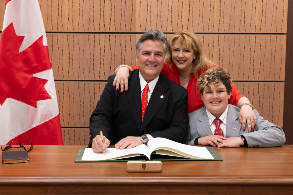 Angelo Iacono en famille Source Gracieuseté Média Laval